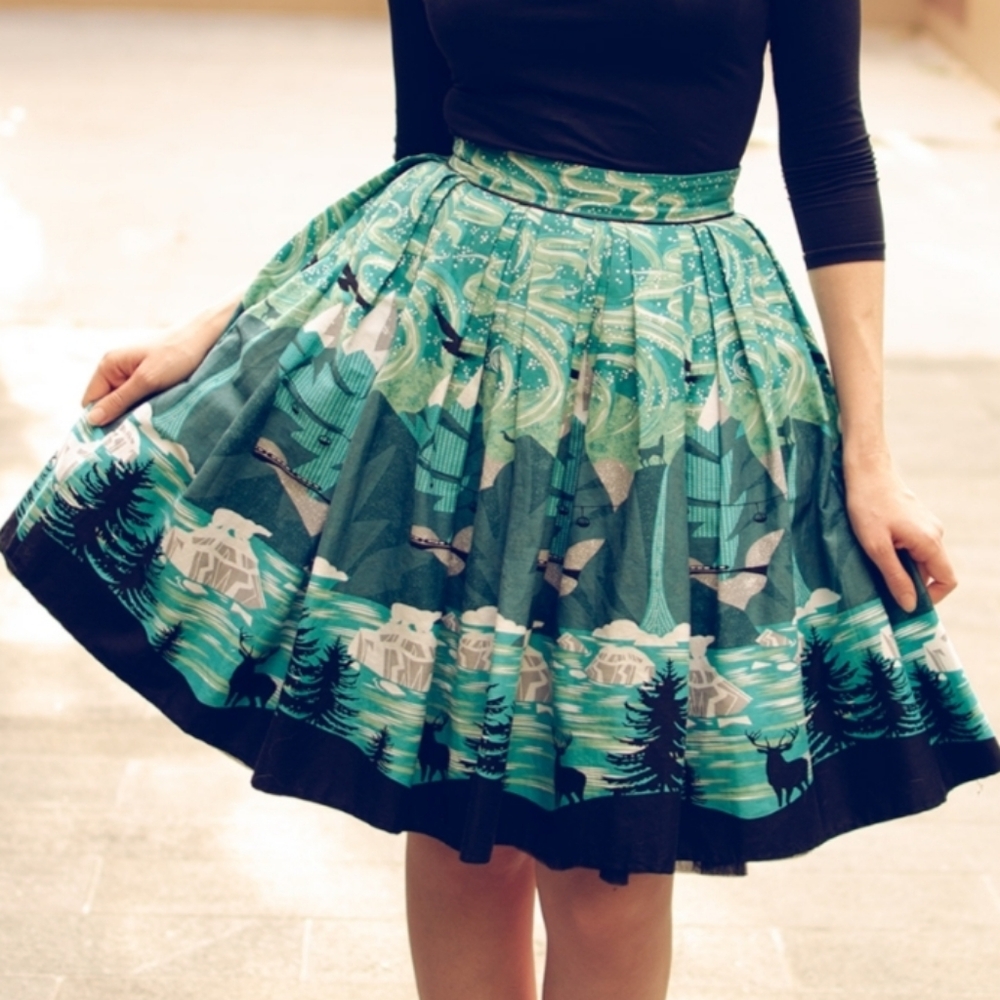 Solistice Alaska Turqoise Teal Blue White Pleated Full Cotton Skirt Size XL Wolf
